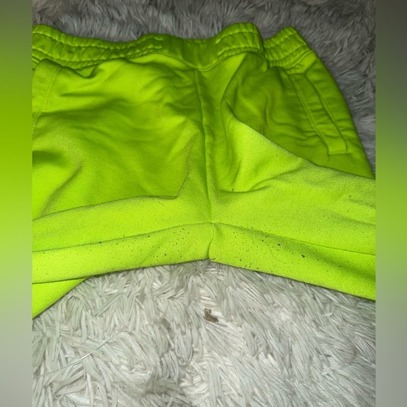 Women’s nike joggers - Picture 2 of 2